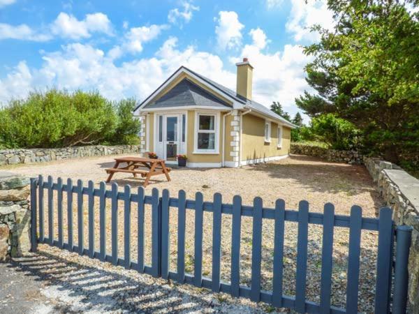 Ti Sheamuis Villa Clifden Exterior photo